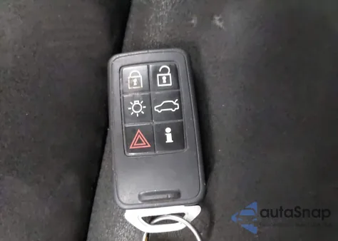 2015 Volvo V60 T6 R-Design Platinum из США, поврежденный, VIN YV1902SH9F1209000